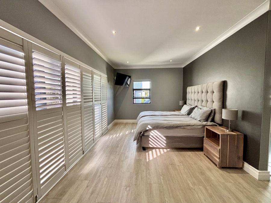 To Let 3 Bedroom Property for Rent in Vierlanden Western Cape